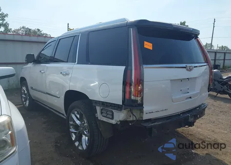 2016 Cadillac Escalade Premium Collection z USA, uszkodzony, nr VIN 1GYS4CKJ8GR204257